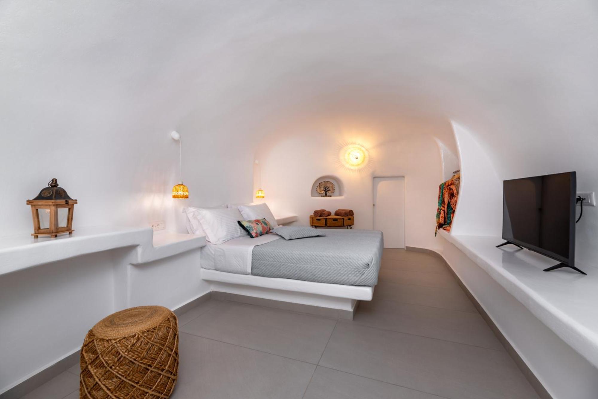 Deep Cave Suites Kontochori 费拉 外观 照片